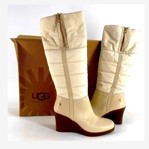 Sold 🛑 💕 UGG BEIGE QUILTED BOOTS 💕